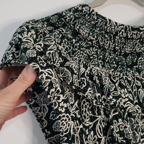 LOFT Floral Print Dress Sz Medium Smocked Green White Ruffle Cap Sleeves Cottage - Picture 4 of 14